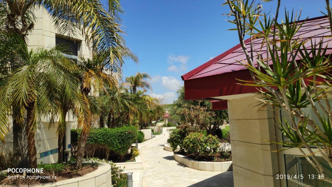 Israel Marina Village, Garden Vacation Apartment Herzelia 外观 照片
