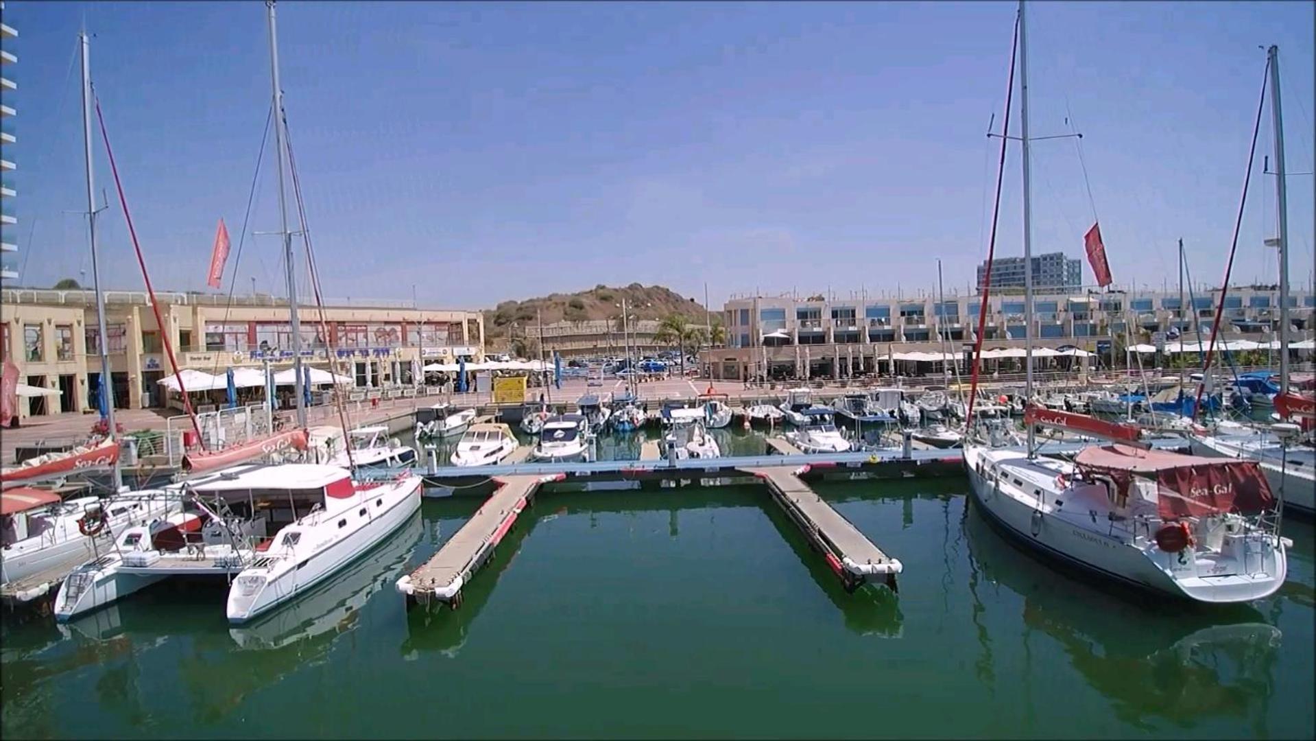 Israel Marina Village, Garden Vacation Apartment Herzelia 外观 照片