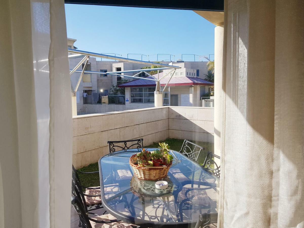 Israel Marina Village, Garden Vacation Apartment Herzelia 外观 照片